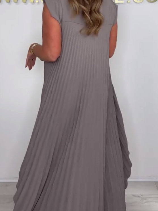 Ensemble composé d'un top midi irrégulier à manches courtes plissées et d'un pantalon à jambe large avec taille élastiquée
