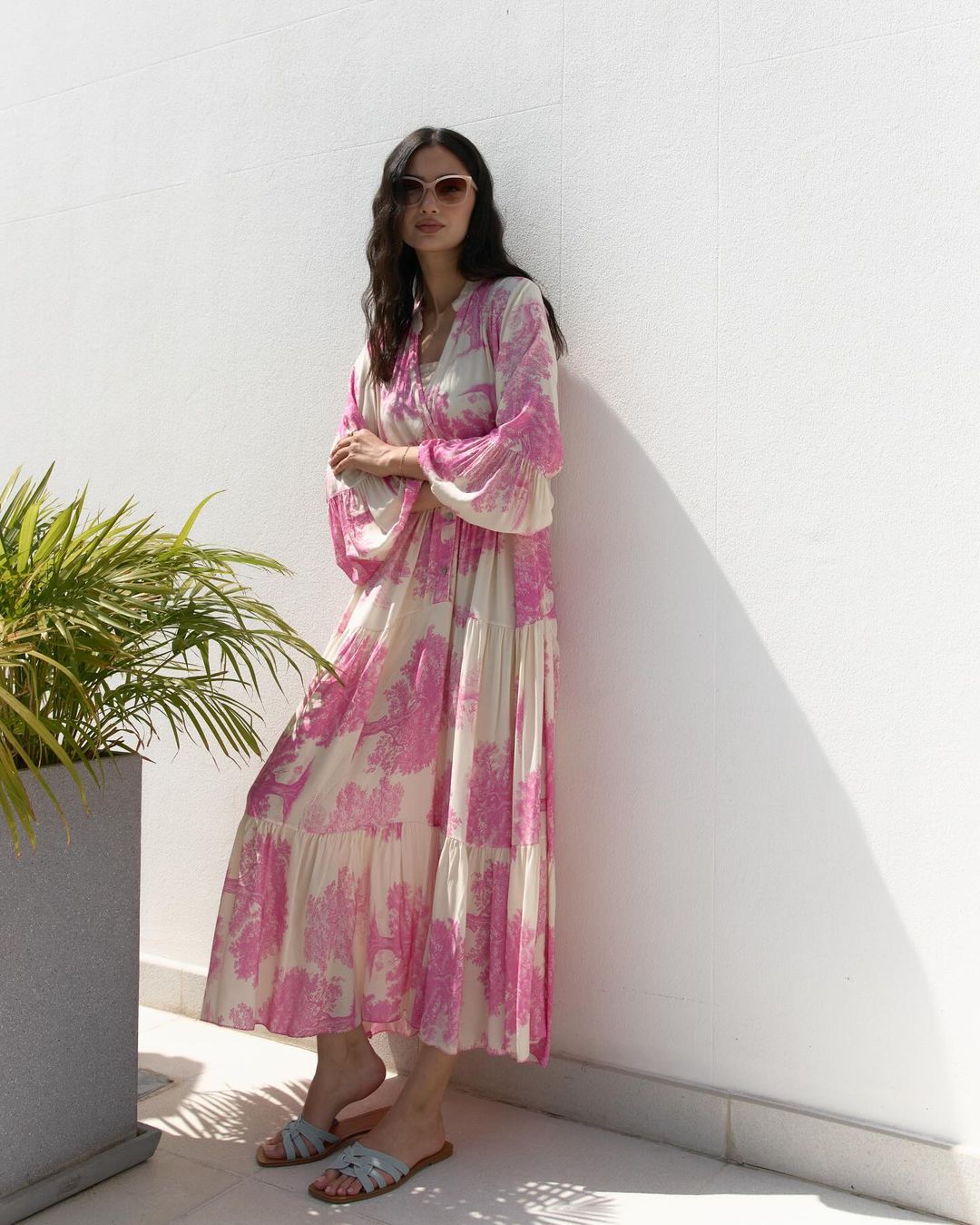 💃Robe longue d'été à col en V à motif forestier pour femmes👗