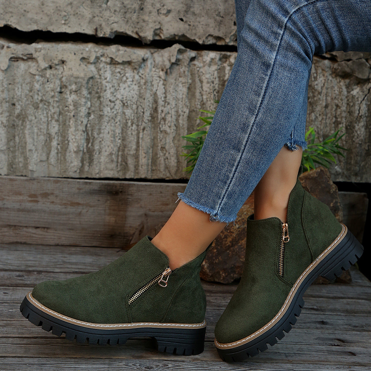 Bottines pour femmes à bout rond et fermeture à glissière sur le côté