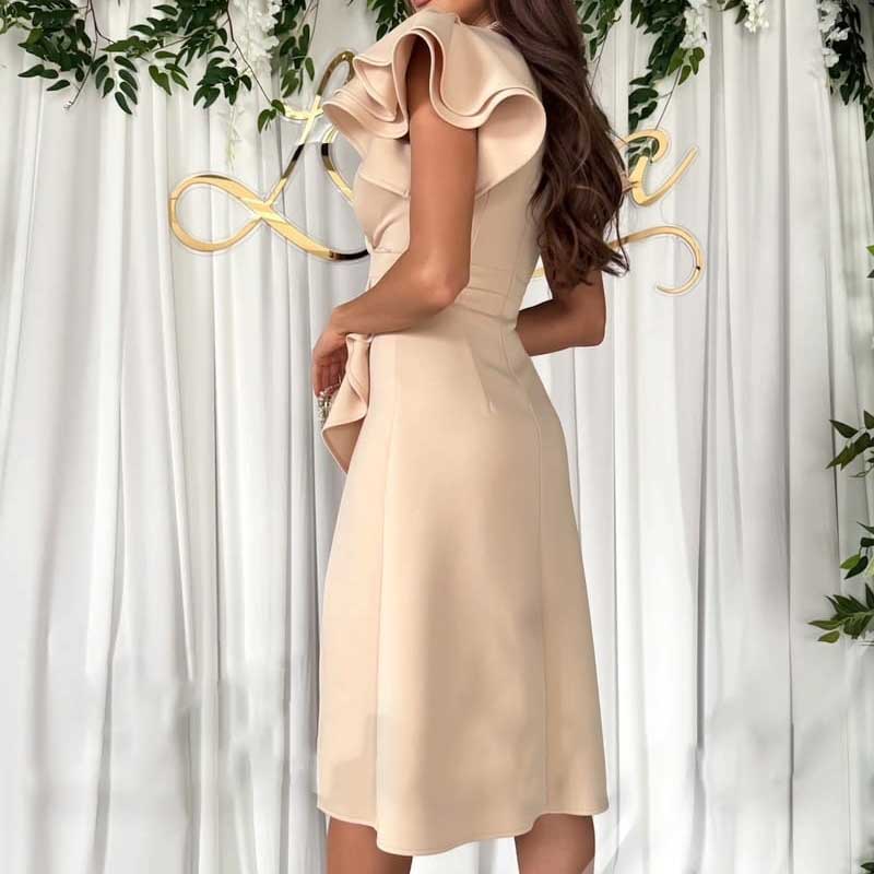Robe sexy avec décolleté en V et manches papillon