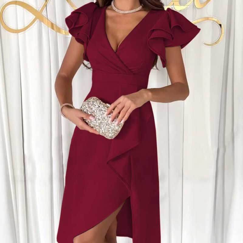 Robe sexy avec décolleté en V et manches papillon