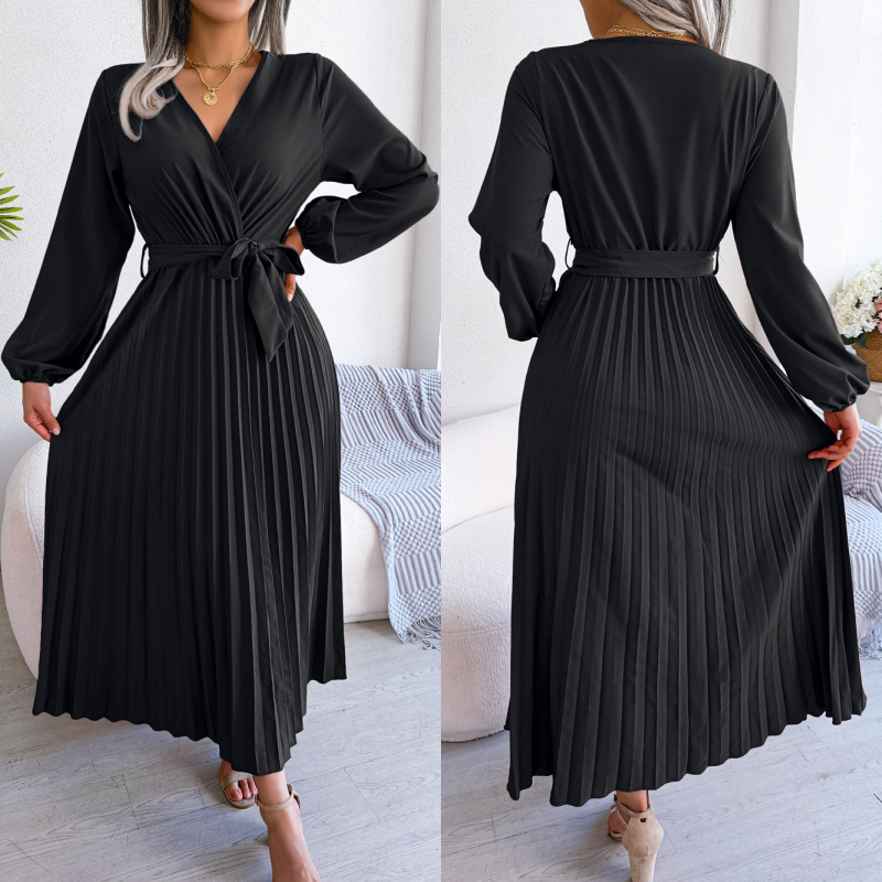 Robe pour femmes longue à plis avec ceinture nouée enveloppante