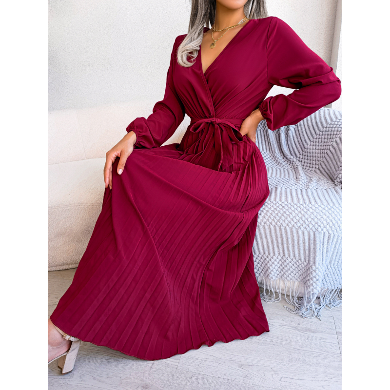 Robe pour femmes longue à plis avec ceinture nouée enveloppante