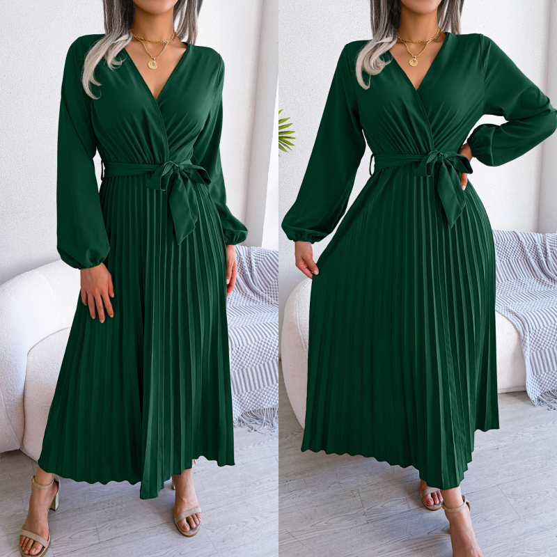 Robe pour femmes longue à plis avec ceinture nouée enveloppante