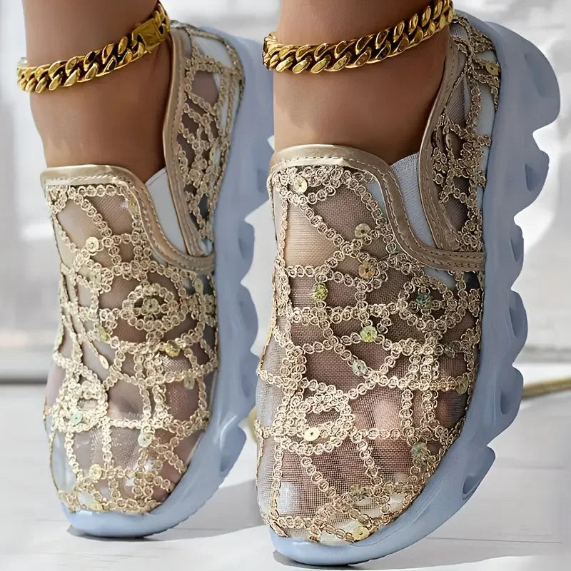 Mocassins brodés en maille pour l'été