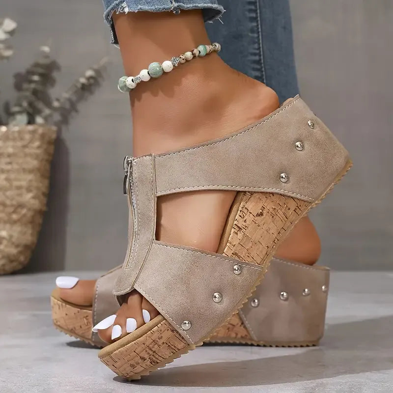 🔥 2025 New 50% off Hot Sale🔥 Sandales orthopédiques à bout ouvert et à talon compensé à la mode.