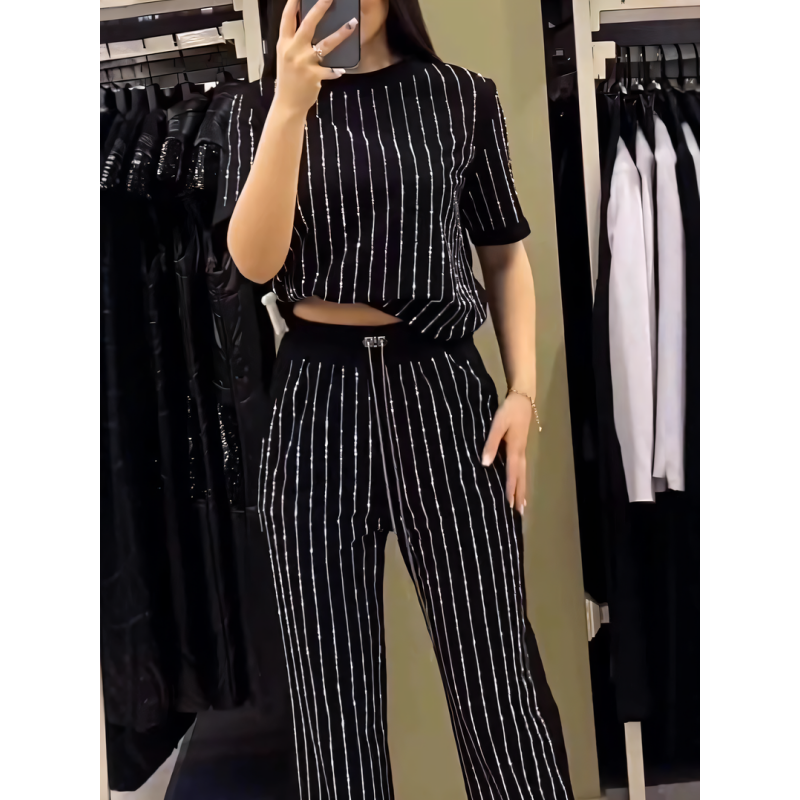 🌸2025 Vente à chaud👠Ensemble deux pièces en tricot rayé à strass pour femmes