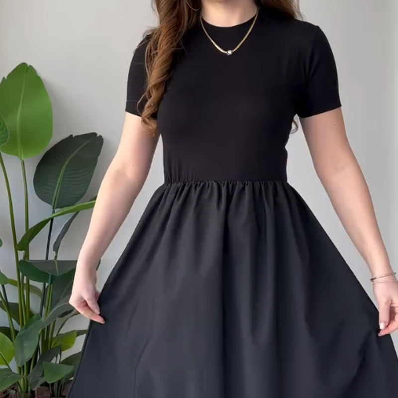 Robe longue élégante à manches courtes et taille haute pour femmes