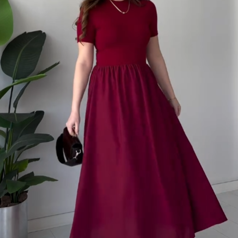 Robe longue élégante à manches courtes et taille haute pour femmes