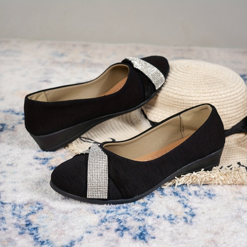 Chaussures compensées légères et tendance pour femmes avec strass