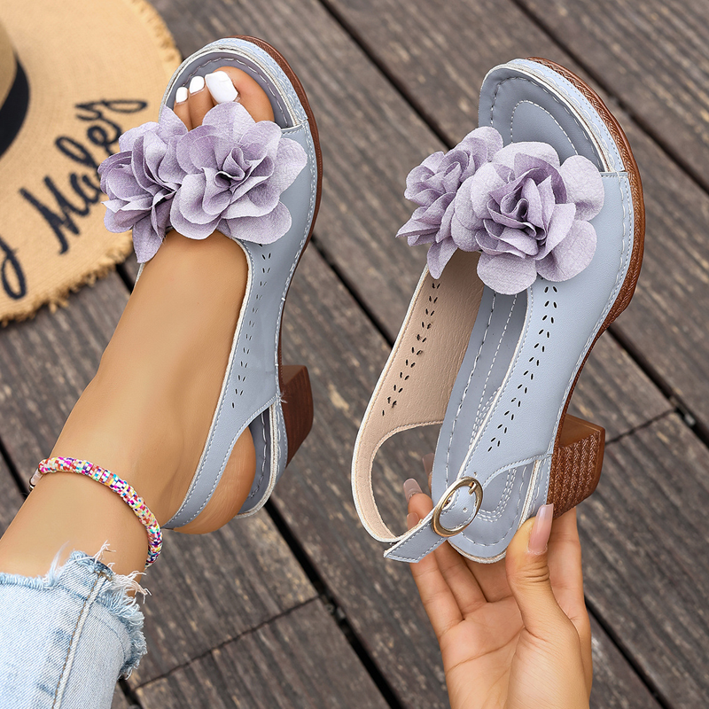 👡 60% DE RÉDUCTION! 🌸 Sandales à Talon Bloc avec Fleurs 3D & Bout Ouvert – Élégantes, Confortables & Bout Ouvert 👠