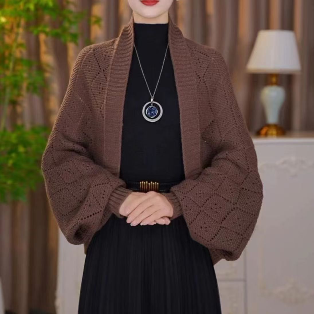 Veste-châle ajourée en maille tendance