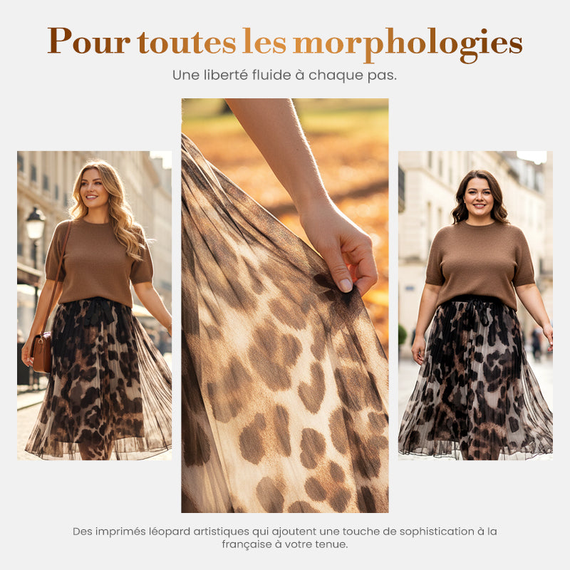 Ensemble deux pièces pour femme composé d'un pull et d'une jupe fluide à imprimé léopard