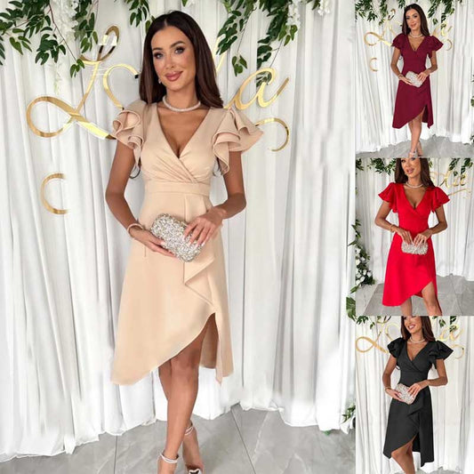 Robe sexy avec décolleté en V et manches papillon