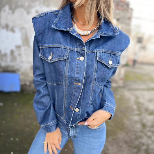 Veste en jean chic assortie à tout