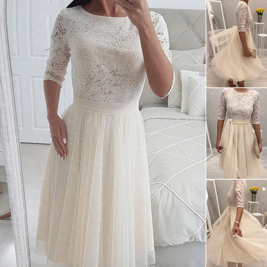 Élégante robe midi en maille à col en dentelle