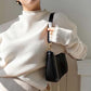 👜✨ Sac Bandoulière Femme aux Lanières Interchangeables – L'Art du Porté Polyvalent dans un Écrin Minimaliste