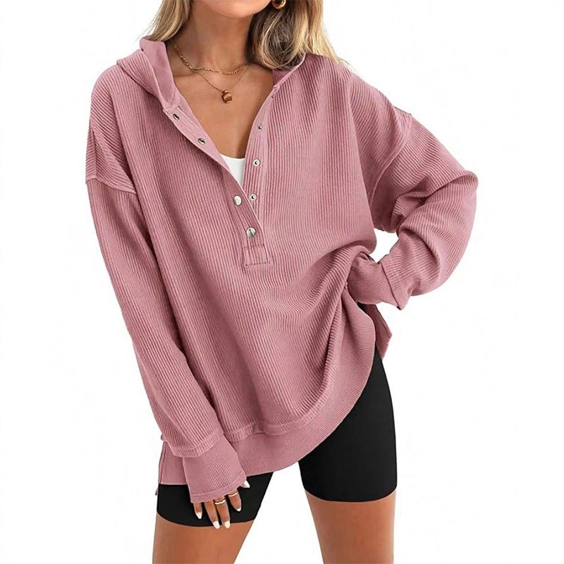 👚🌾 Sweat capuche femme col V – Boutons réglables, silhouette flatteuse, idéal à porter seul ou superposé pour un look effortless 🍂🕊️