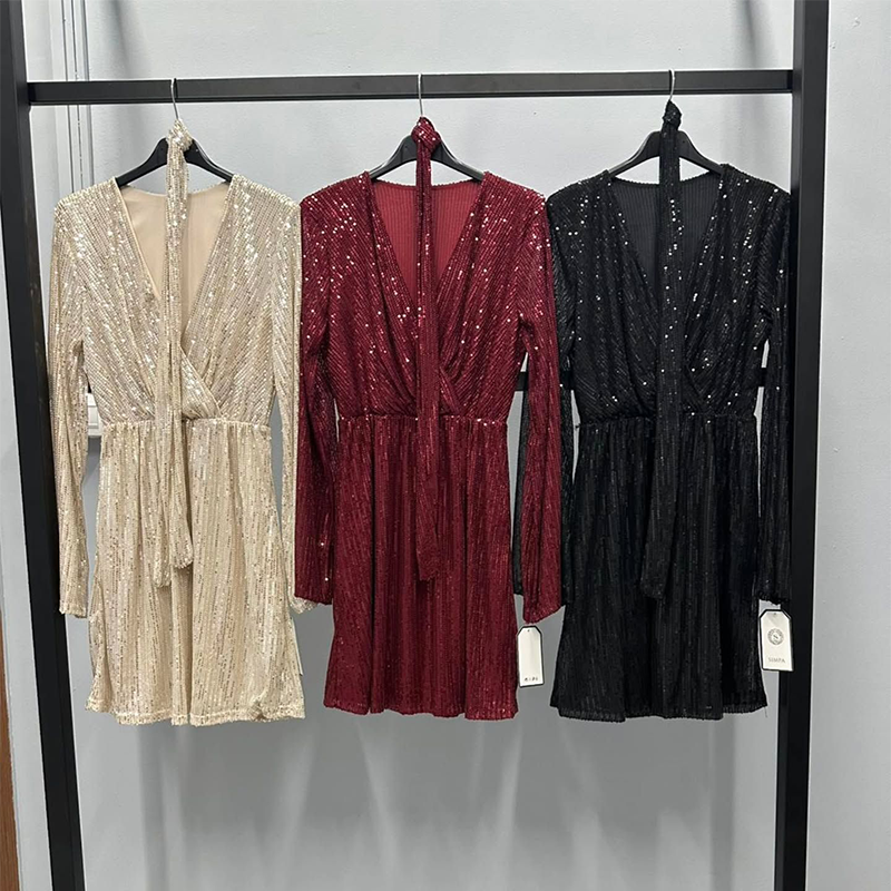 🔥Offre à durée limitée - Robe longue à manches longues et col en V scintillant pour femme, avec ceinture à nouer à la taille