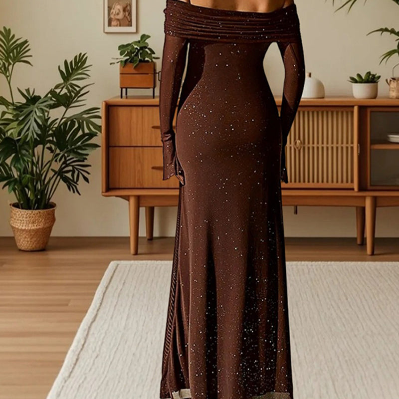 Robe longue moulante à épaules dénudées en maille scintillante