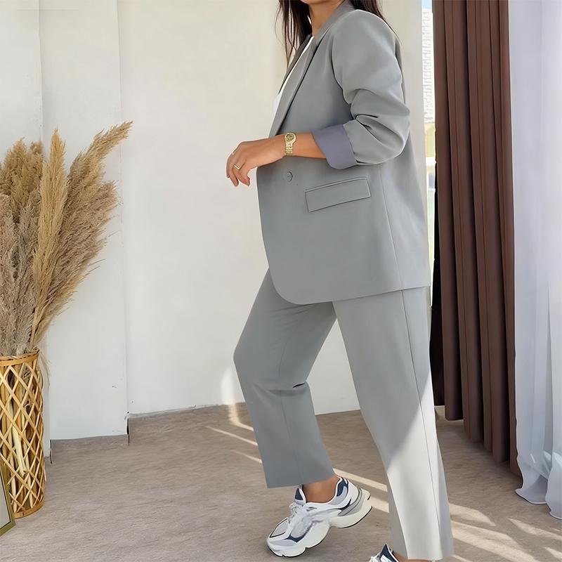 Ensemble 2 pièces classique pour femme : blazer et pantalon