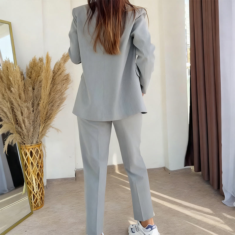 Ensemble 2 pièces classique pour femme : blazer et pantalon
