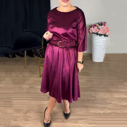 Robe midi en satin à manches 3/4 et col rond pour femme