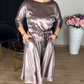 Robe midi en satin à manches 3/4 et col rond pour femme