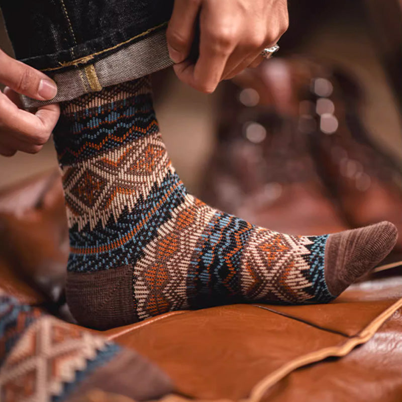 Chaussettes mi-mollet colorées pour l'hiver, chaussettes épaisses en pur coton, chaussettes rétro pour hommes de style ethnique (5 paires, 5 couleurs)