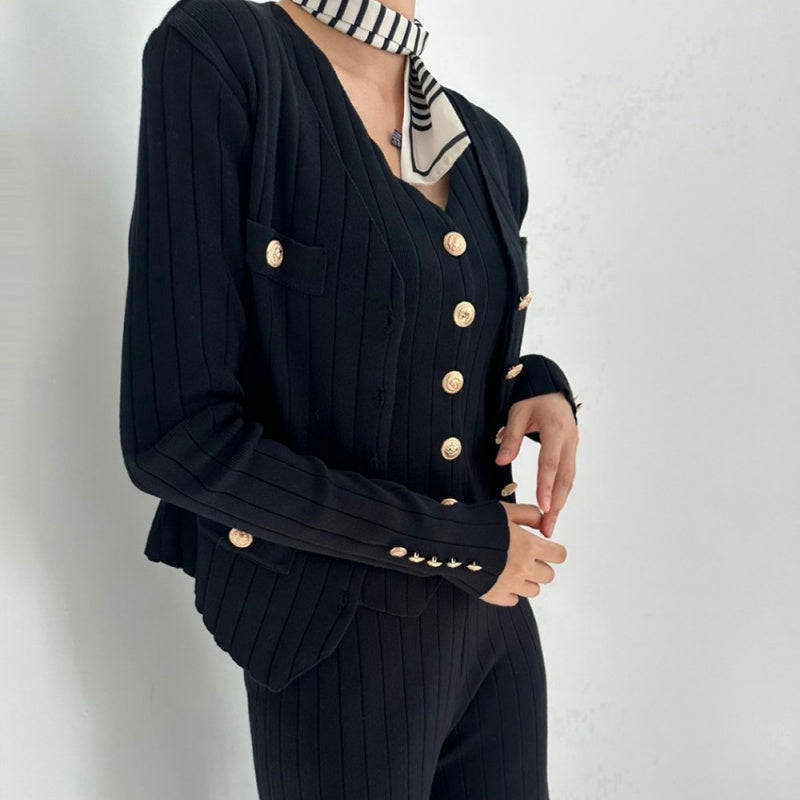 Ensemble 3 pièces pour femme comprenant un cardigan à col en V, un débardeur et un pantalon