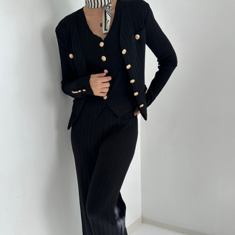 Ensemble 3 pièces pour femme comprenant un cardigan à col en V, un débardeur et un pantalon