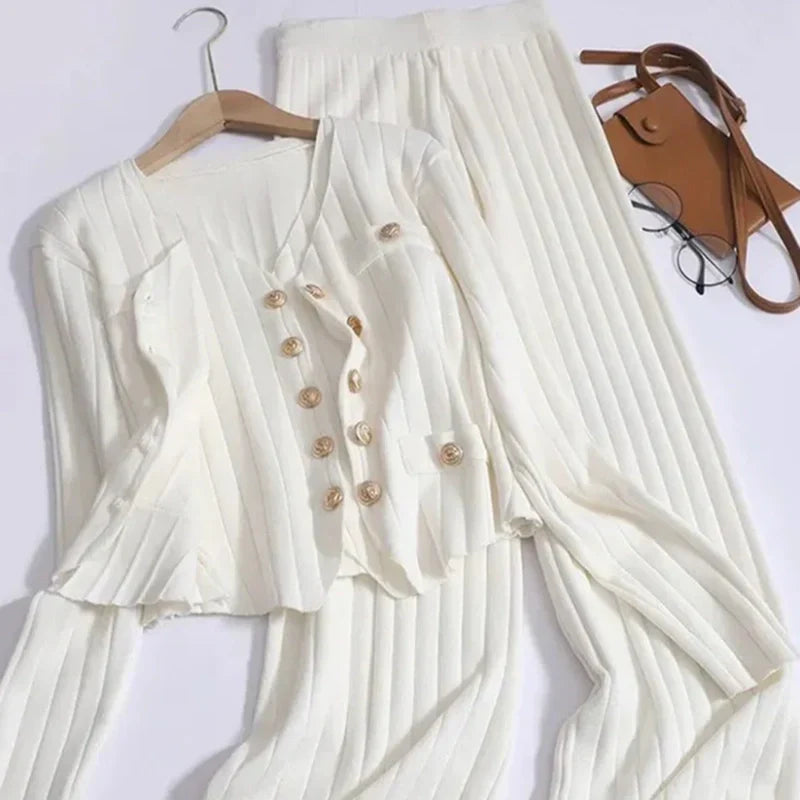 Ensemble 3 pièces pour femme comprenant un cardigan à col en V, un débardeur et un pantalon