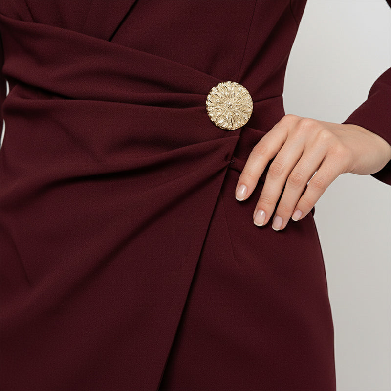 Mini-robe élégante à col en V et coupe cache-cœur pour femme