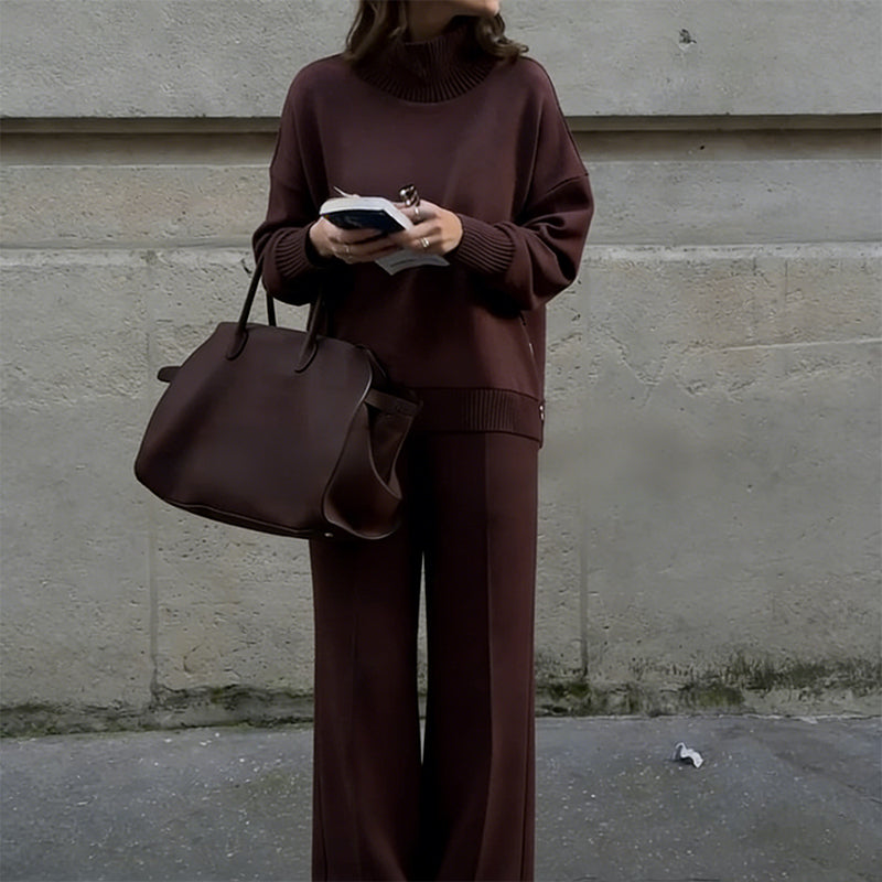 Ensemble sweat-shirt à col montant et pantalon à fermeture éclair sur le côté