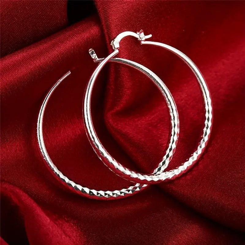✨👉Diamond-Cut Hoop Earrings for Women💎