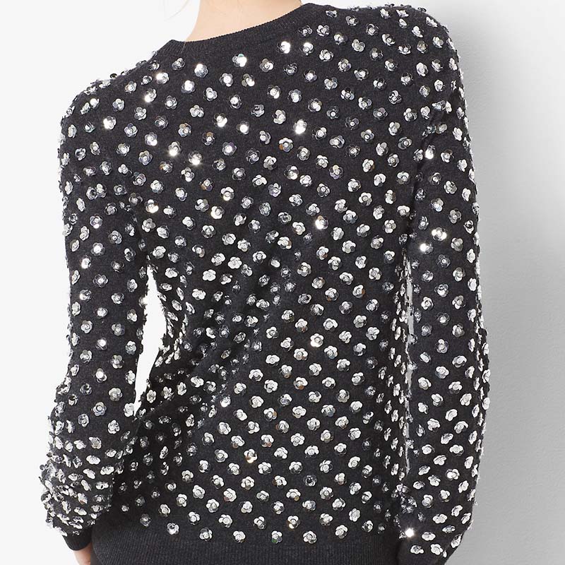Sweat-shirt à col rond clouté pour femme