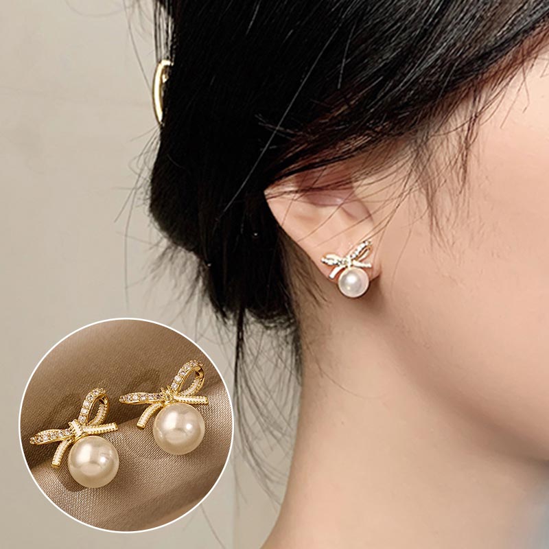 Boucle d'oreille perle classique française, élégante et simple