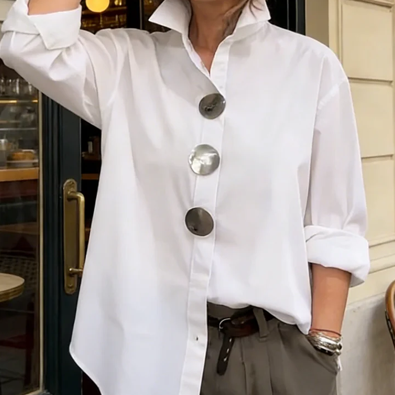 Chemise oversize pour femme avec boutons décoratifs