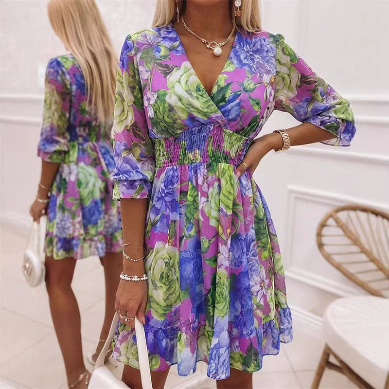 👗 50% DE RÉDUCTION ⏰ Robe trapèze à col en V & ourlet à volants, imprimé floral – Fluide, légère – parfaite pour l’été, la plage ou un look romantique 🌸