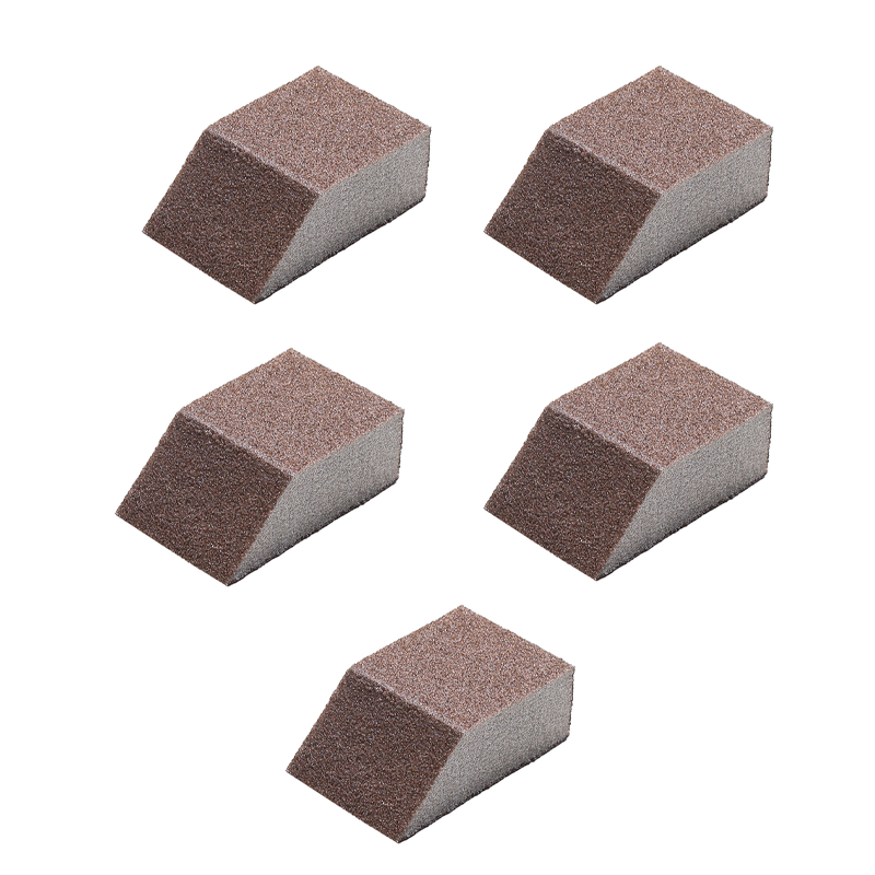 Éponge abrasive pour les taches tenaces