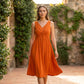 Robe sans manches à col en V et effet torsadé pour femme
