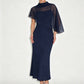 Ensemble élégant deux pièces pour femme avec cape