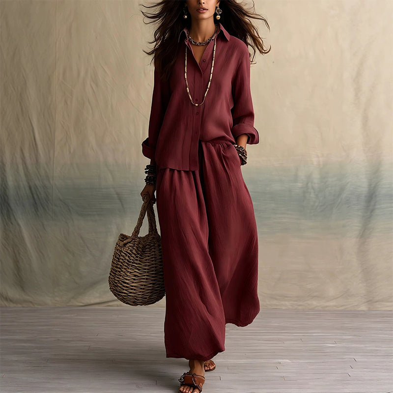 Ensemble composé d'un t-shirt à manches longues et d'un pantalon à jambes larges pour femme