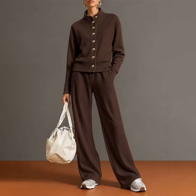 Ensemble pour femme composé d'un cardigan boutonné et d'un pantalon à jambes larges