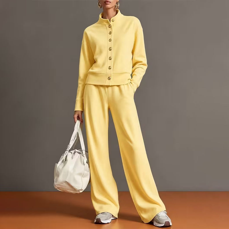Ensemble pour femme composé d'un cardigan boutonné et d'un pantalon à jambes larges