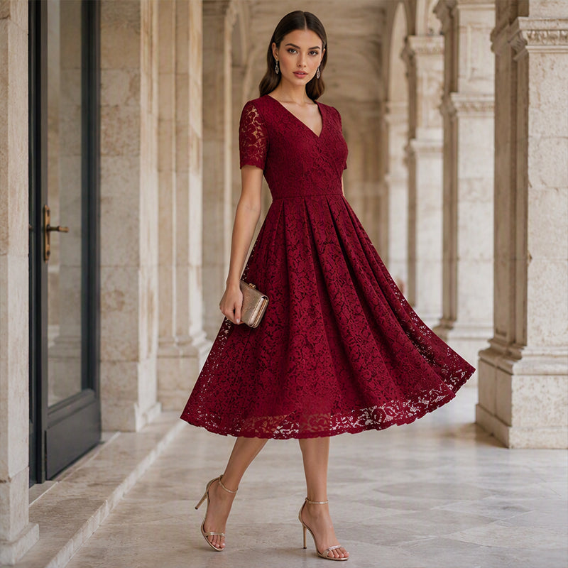 Robe élégante en dentelle à col V pour femme