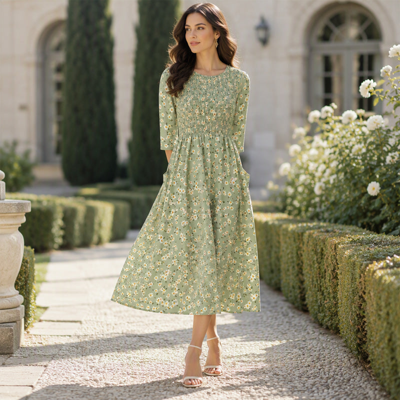 Robe à smocks et imprimé floral pour femme