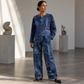 Ensemble femme composé d'un haut à manches longues et d'un pantalon à jambes larges