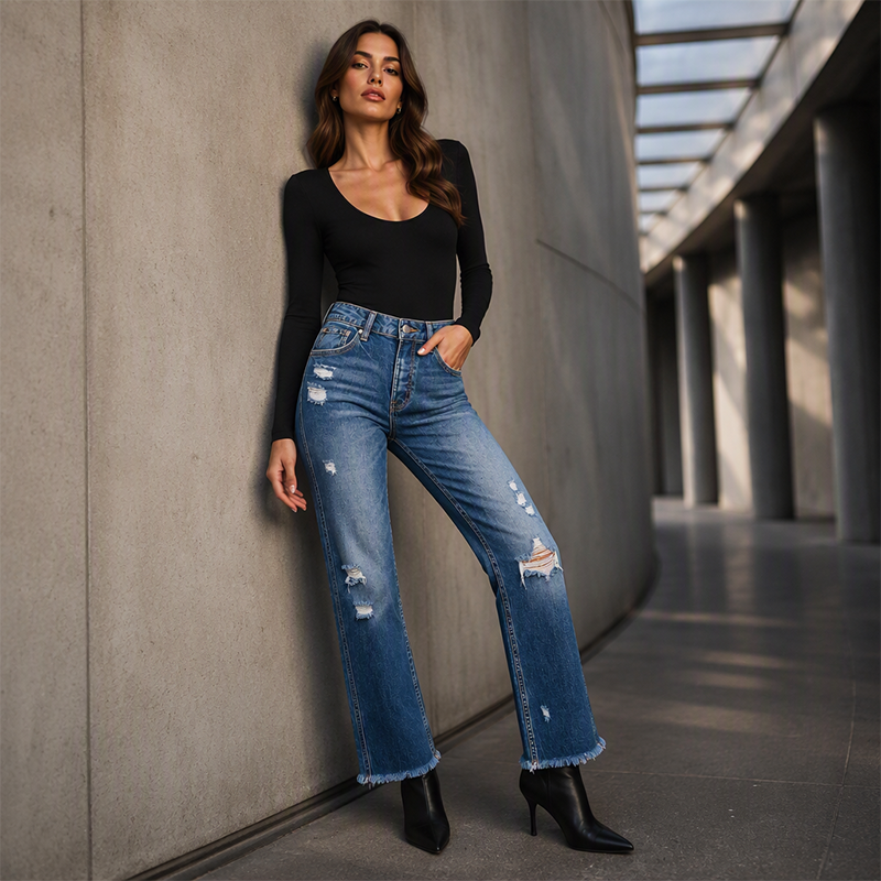 🍂 Jean droit effet usé pour femme – Une coupe flatteuse et un style automnal décontracté