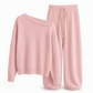 Ensemble confortable et décontracté composé d'un pantalon long et d'un haut assorti